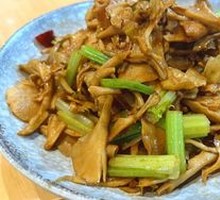 Stir-fried Chestnut Mushrooms