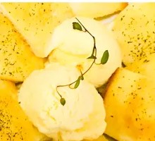 Butter-Roasted Bread with Ice Cream