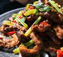 Spicy Poted Donkey Intestine