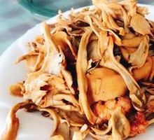 Stuffed Cucumber with Chestnut Mushrooms