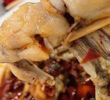 Trendy Chicken Feet with Bullfrog