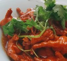 Pressure-Cooked Chicken Feet