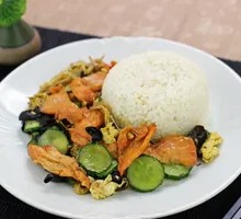 Wood Ear Mushroom and Pork Rice Bowl