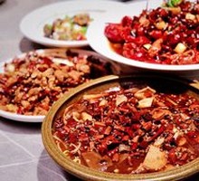 Spicy Dan Dan Noodles with Blood Sausage