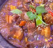 Stone Pot Braised Pork