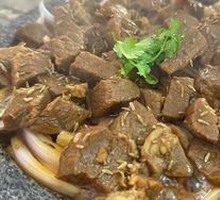Stone Pot Beef