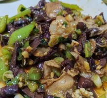 Stir-fried Pork with Mushrooms