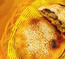 Meat-filled flatbread