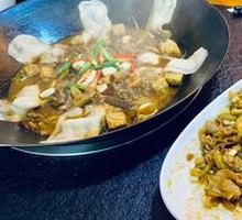 Tendon and Brain Pot + Pickled Vegetable Steamed Pork Belly