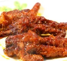 Braised Chicken Feet with Tiger Skin