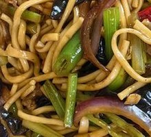 Stir-Fried Noodles
