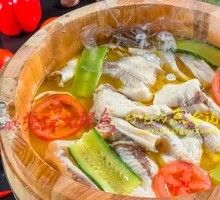 Original Wooden Barrel Fish