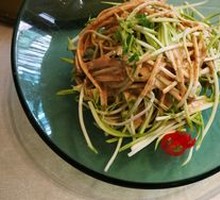 Tossed Loofah Noodles