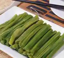 Crispy Pickled Mustard Greens