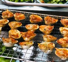 Dandong Grilled Razor Clams