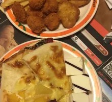 Dongpo Spicy Sausage Pizza