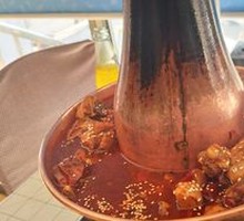 Sauce-Flavored Chicken Wing Pot