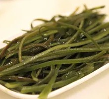 Thin seaweed strips