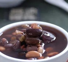 Red Bean and Millet Porridge