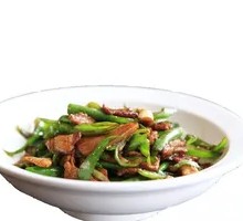 Spicy Pork Stir-Fry Noodles