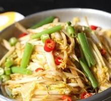 Spicy Pot-Braised Baby Bok Choy