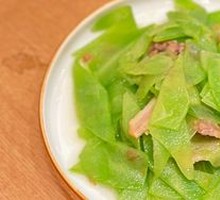 Crispy Lettuce Stir-Fried with Preserved Pork