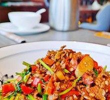 Stir-Fried Beef with Yellow Onion