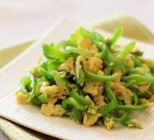 Bell Pepper and Egg Stir-Fry