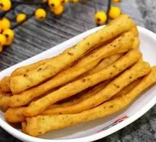 Fried Fennel Dough Sticks