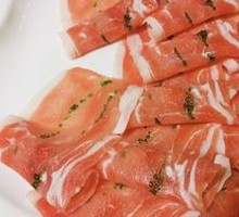 Goat Meat with Sand Onion