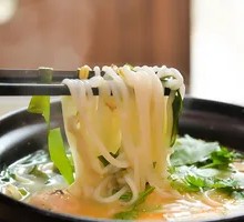 Fish Dumpling Noodle Soup in Clay Pot