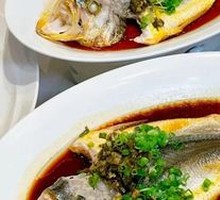 Pickled mustard greens with minced pork and yellow croaker