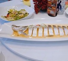 Chicken-Flavored Large White Fish