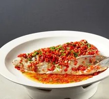Three-Year-Aged Chopped Chili Steamed Fish Head