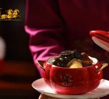 Wuliangye Buddha Jumps Over the Wall