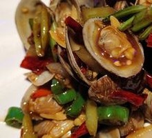 Spicy Stir-Fried Clams