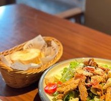 Caesar Chicken Salad