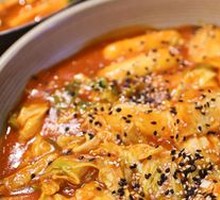 Spicy Cheese-Stuffed Rice Cake Stir-Fry