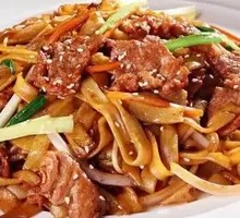 Dry-Fried Beef Rice Noodles