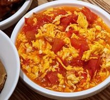 Tomato and Egg Stir-Fry