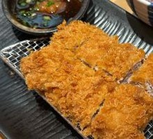 Crispy Pork Cutlet with Layers