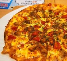 Classic Italian Meat Sauce Pizza