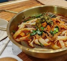 Old Chengdu Spicy Beef Noodles