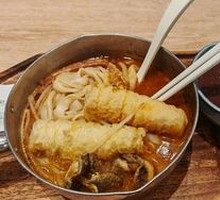 Spicy Sour Soul Noodle Soup with Fried Sauce