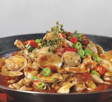 Must-Order Spicy Clam Stir-Fry
