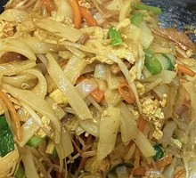 Spicy and Sour Bamboo Shoots with Rice Noodles