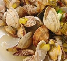 Stir-fried Clams with Scallion and Ginger