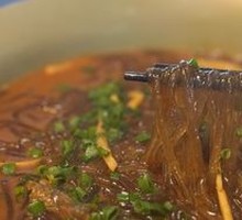 Clam and Noodles Stir-fry