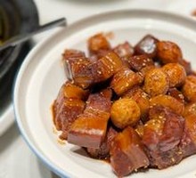 Braised Pork Belly with Osmanthus and Egg Skin