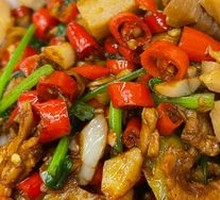 Stir-Fried Beef with Yellow Onion